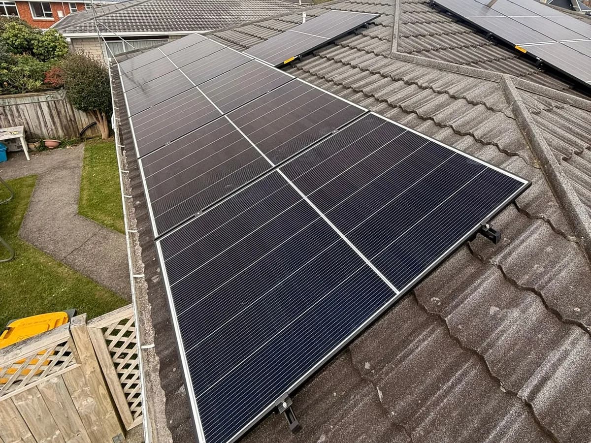 A 7.1kW EFS Solar array on a home in Merrilands, New Plymouth, Taranaki
