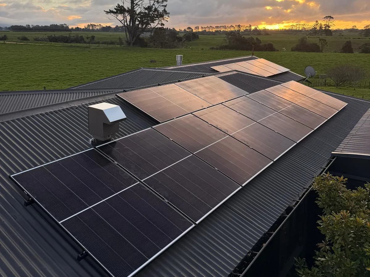 A 10.9kW EFS Solar array on a home in Norfolk, Taranaki