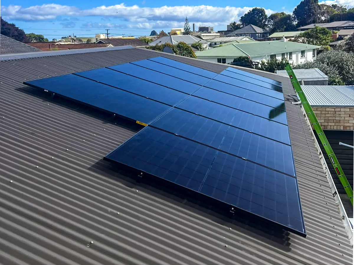 A 5.92kW EFS Solar array on a dark metal roof in New Plymouth, Taranaki